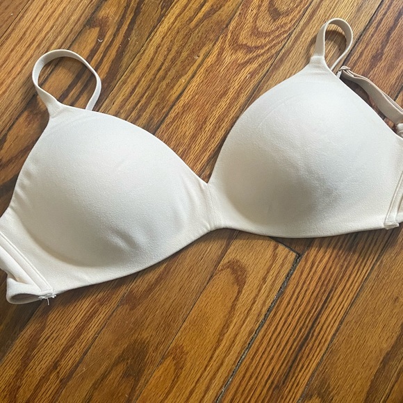 Wacoal How Perfect Wire Free Tshirt Bra - Picture 5 of 6
